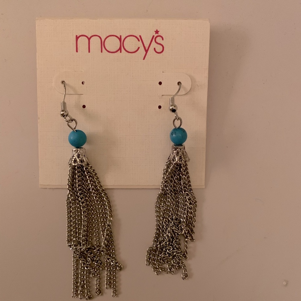 Never worn dangle earrings vintage